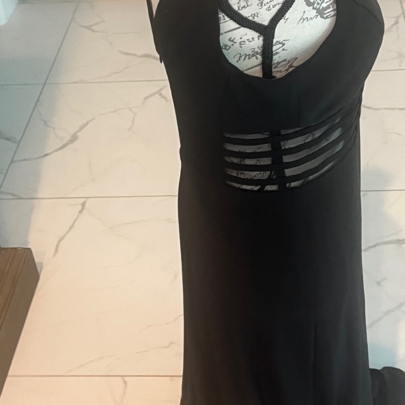 Morgan & Co. Black Backless Dress - Picture 3 of 5